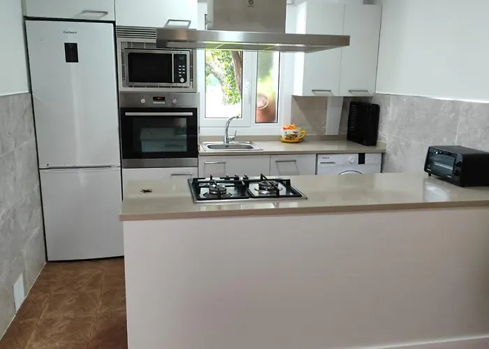 Tranquila En Vilar Cerca De Santiago * Touro